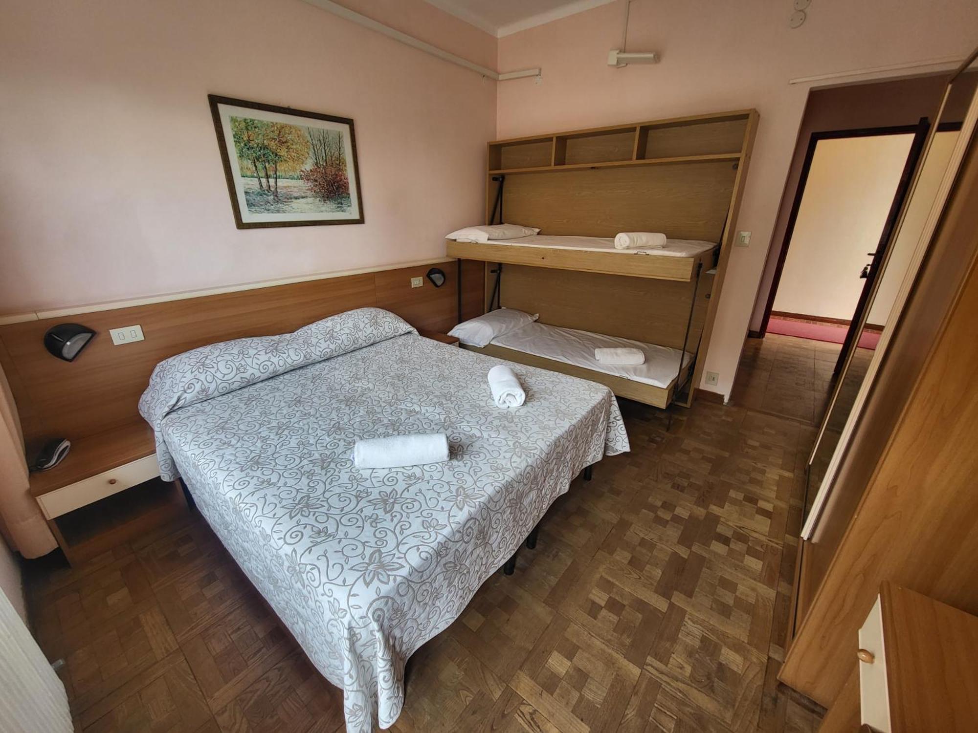 Hotel Colibri Finale Ligure Ngoại thất bức ảnh