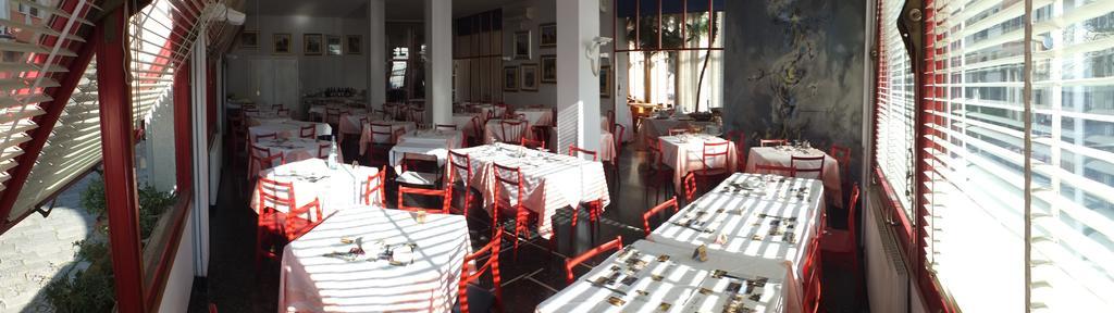 Hotel Colibri Finale Ligure Ngoại thất bức ảnh