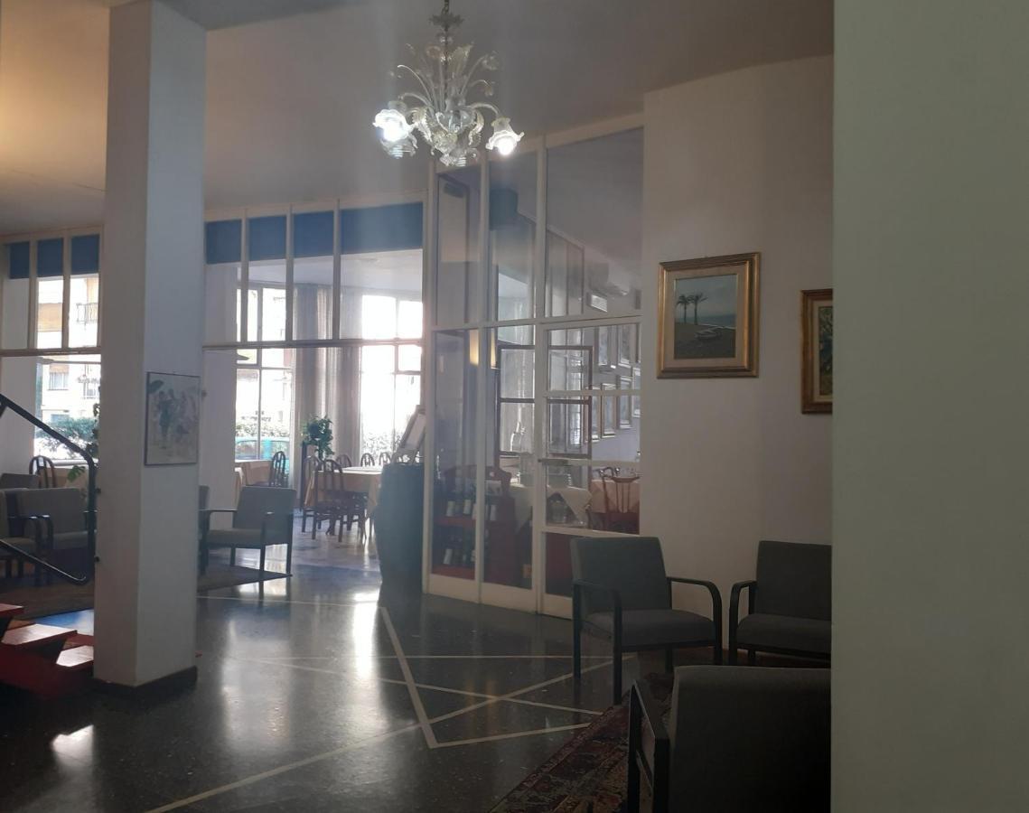 Hotel Colibri Finale Ligure Ngoại thất bức ảnh