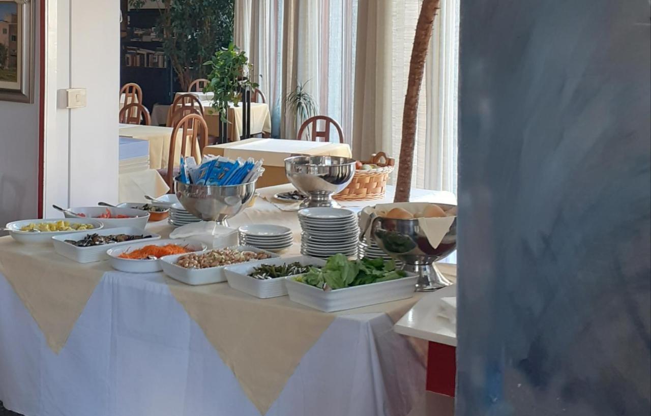Hotel Colibri Finale Ligure Ngoại thất bức ảnh